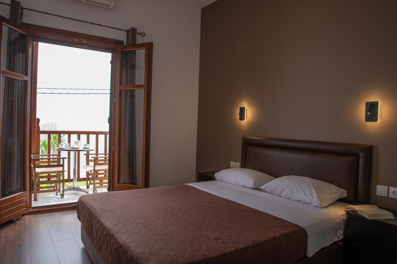 Hotel Cleopatra Chorefton Exterior photo
